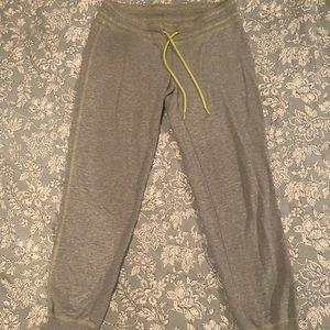 Grey joggers with green accent